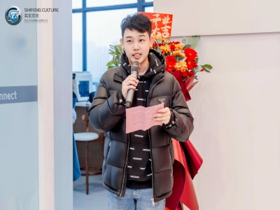 LT_07967.jpg LT_07967.jpg